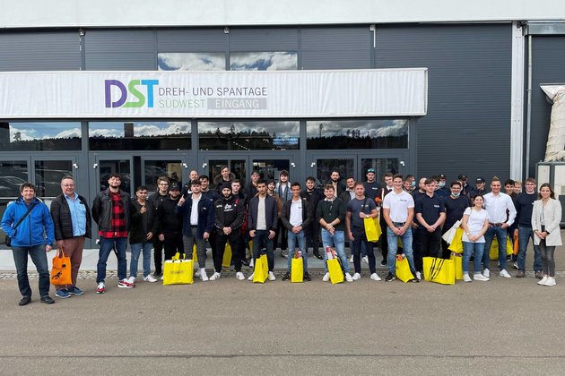 Berger Azubis besuchen gemeinsam Messe